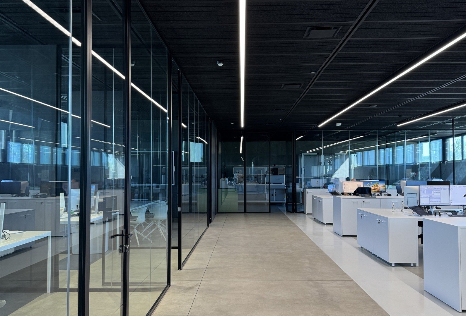 Rubinetterie Treemme vous emmène au cœur de son entreprise et vous fait découvrir le nouveau bureau Recherche et Développement ainsi que le laboratoire technique !
